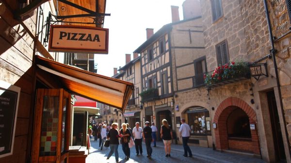 Top 5 raisons d'essayer le kiosque à pizzas à Longueil-Annel